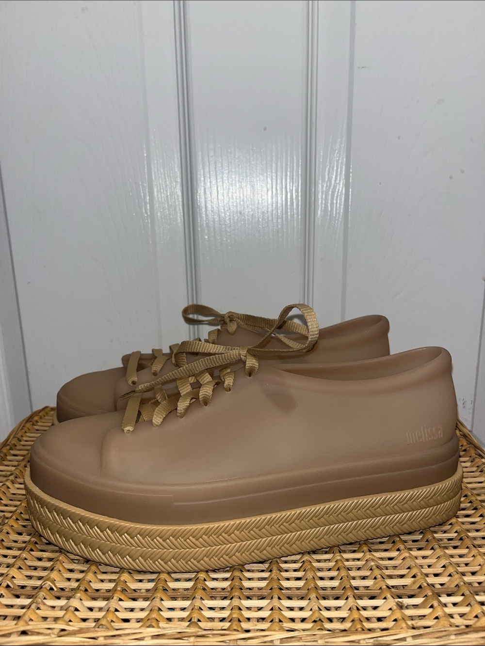 MELISSA Be II platform espadrille sneaker in Beige